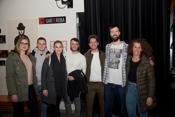 FOTO: znani Slovenci na stand-up premieri Jana Kreuzerja