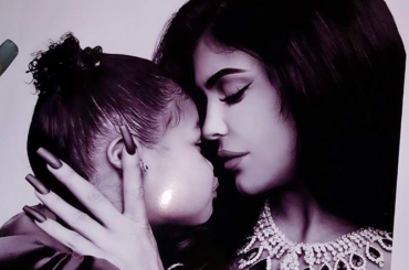 Vse prej, kot skromno: Božič pri Kardashian-Jenner klanu