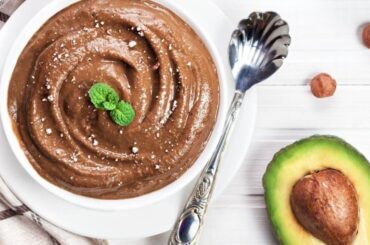 Zdrava sladica: Čokoladni avokadov mousse